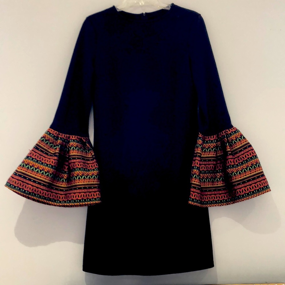 Black polyester dress with balloon patterned sleeves. Size S